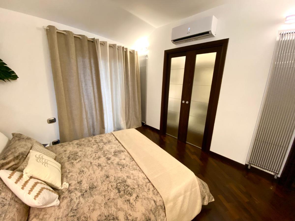 Wood Luxury House Apartment Pescara Exterior photo