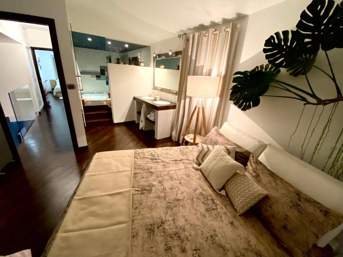 Wood Luxury House Apartment Pescara Exterior photo